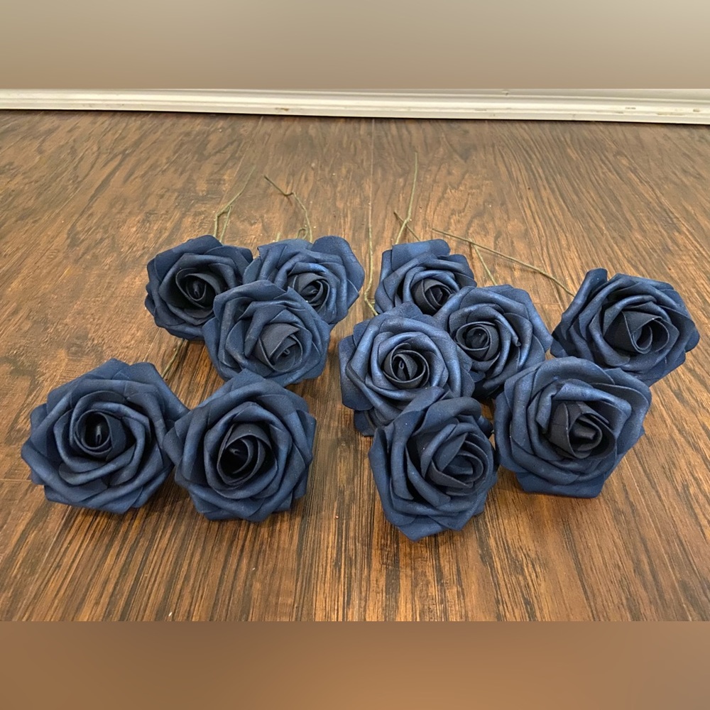 Navy blue foam roses bundle